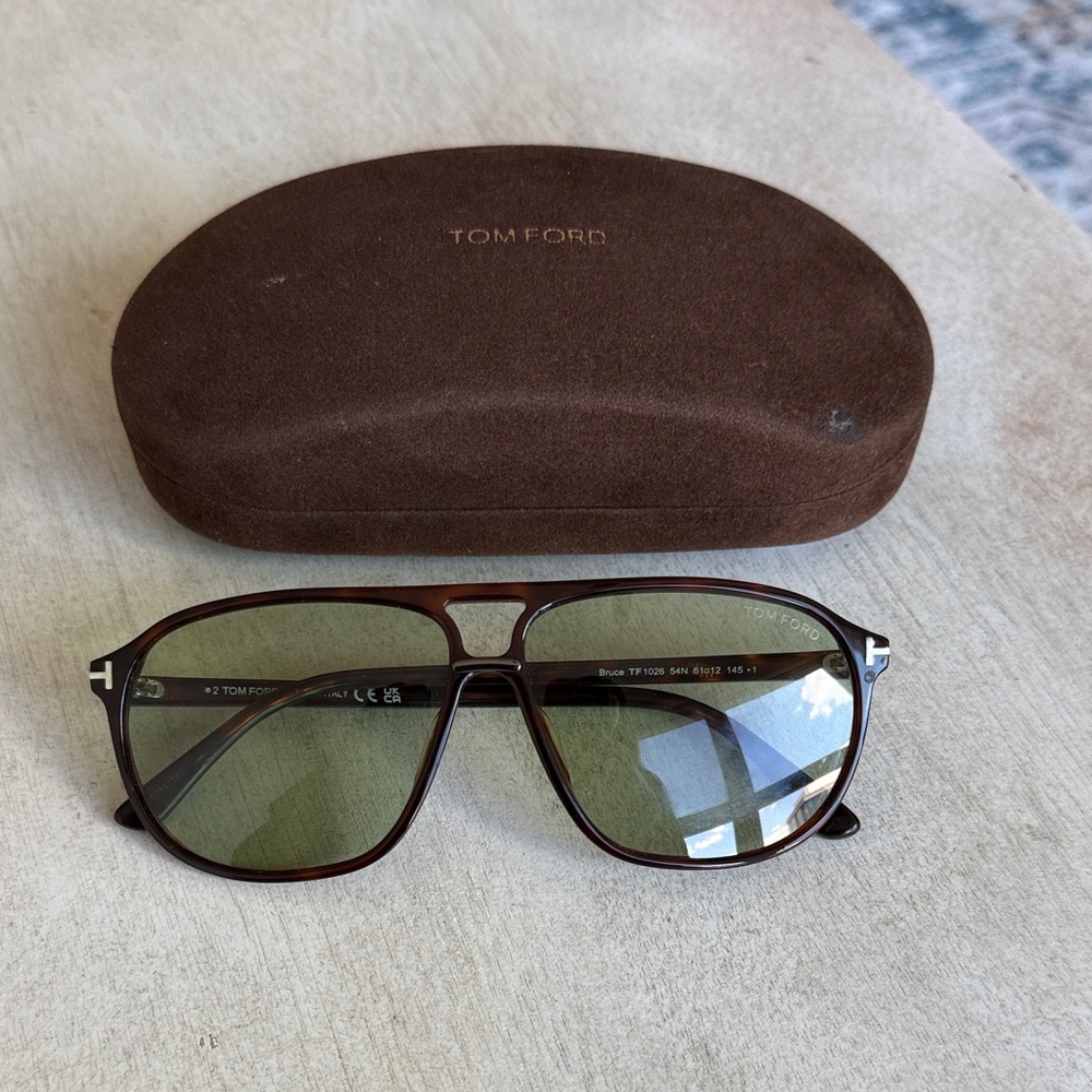 Tom Ford Brown and Green Sunglasses with Case